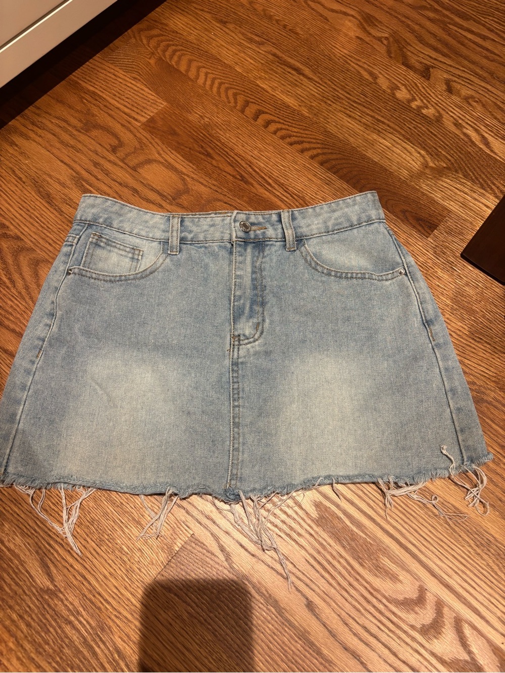 Light Wash Denim Mini Skirt - Casual Frayed Hem